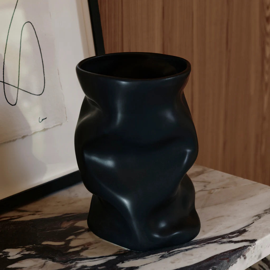 Audo Collapse Vase Black 20 - Image 4