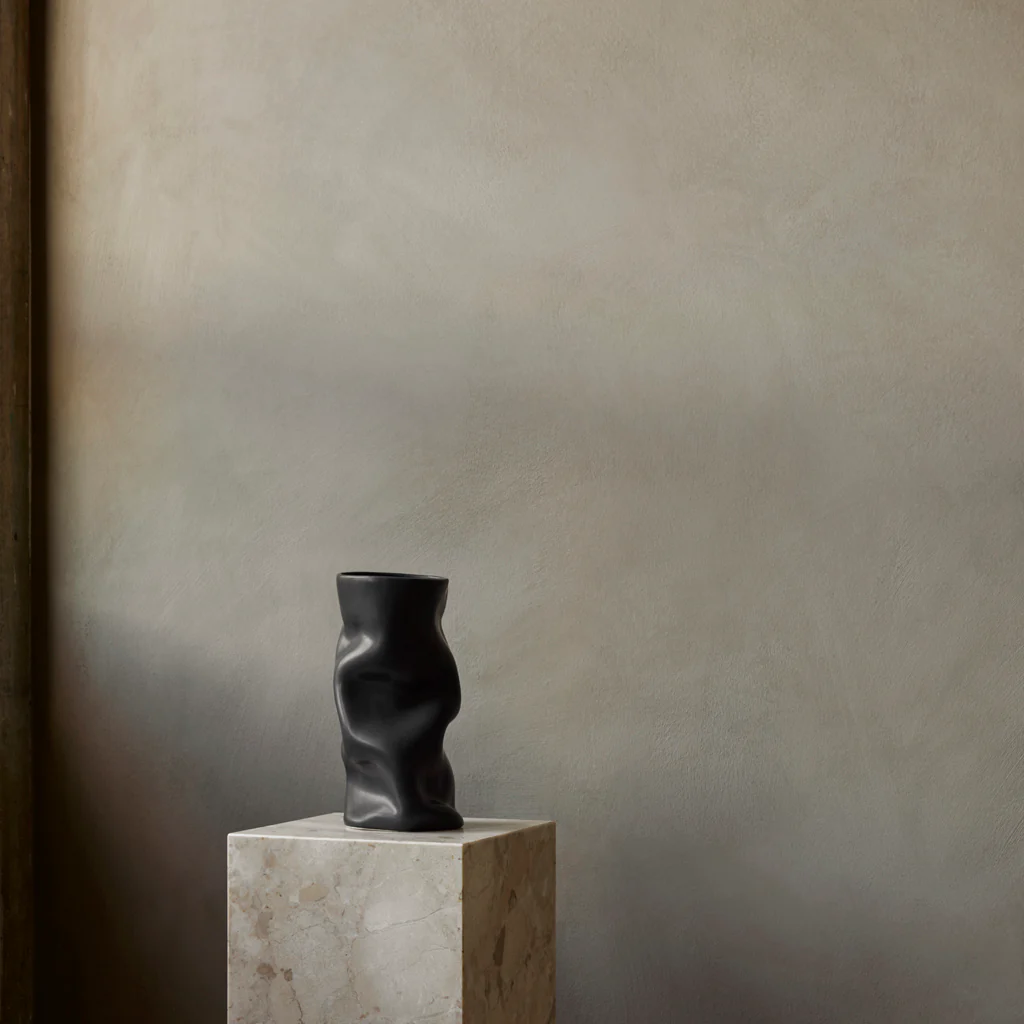 Audo Collapse Vase Black 30 - Image 6