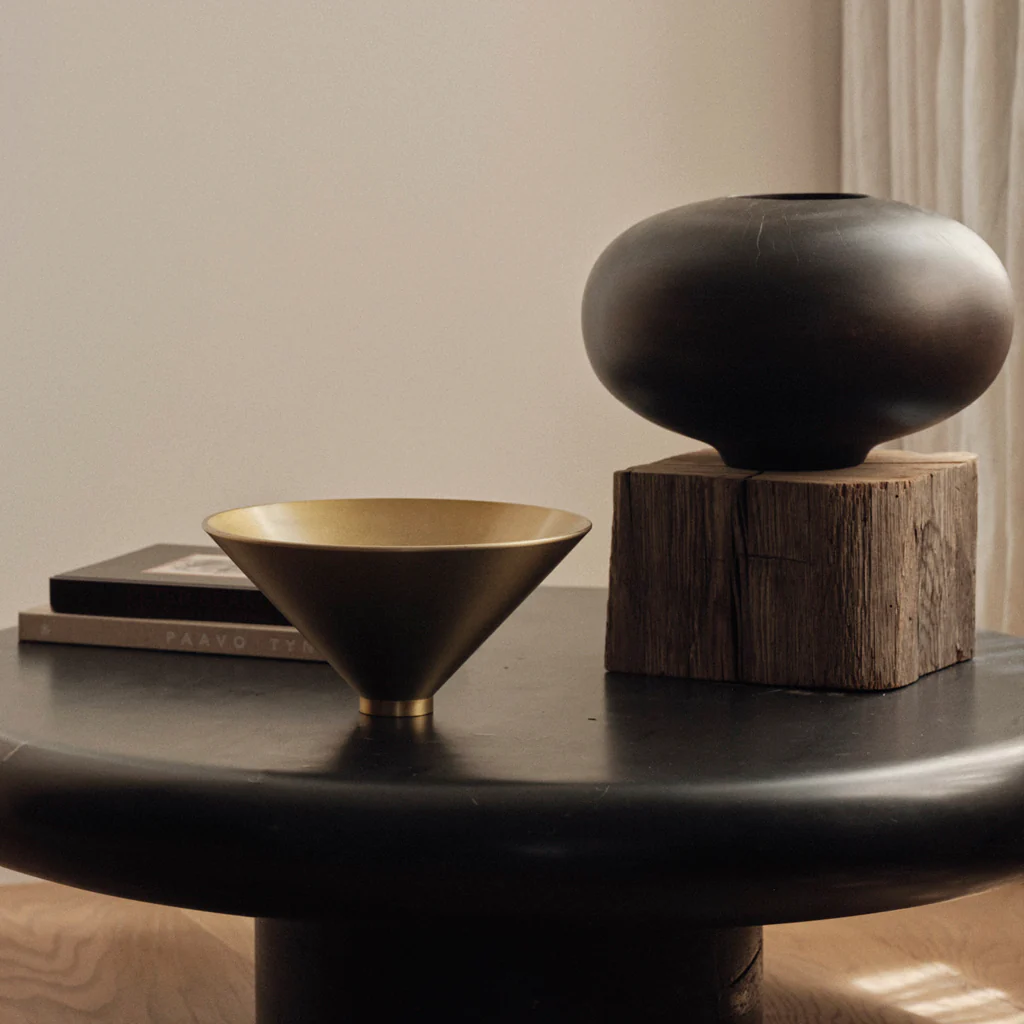 Audo Surround Vase - Image 5