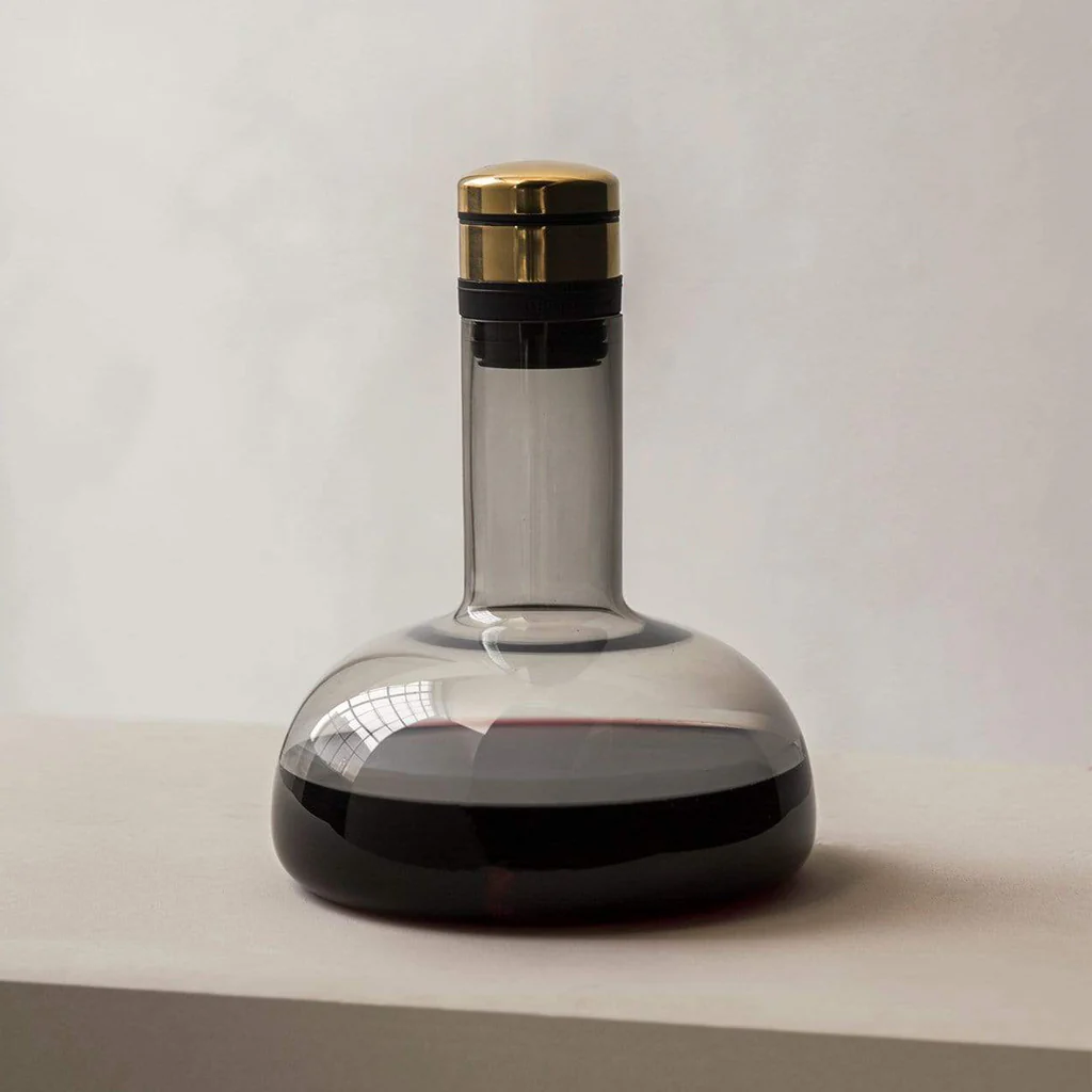 Audo Wine Breather Carafe Original Smoke Brass - Image 4