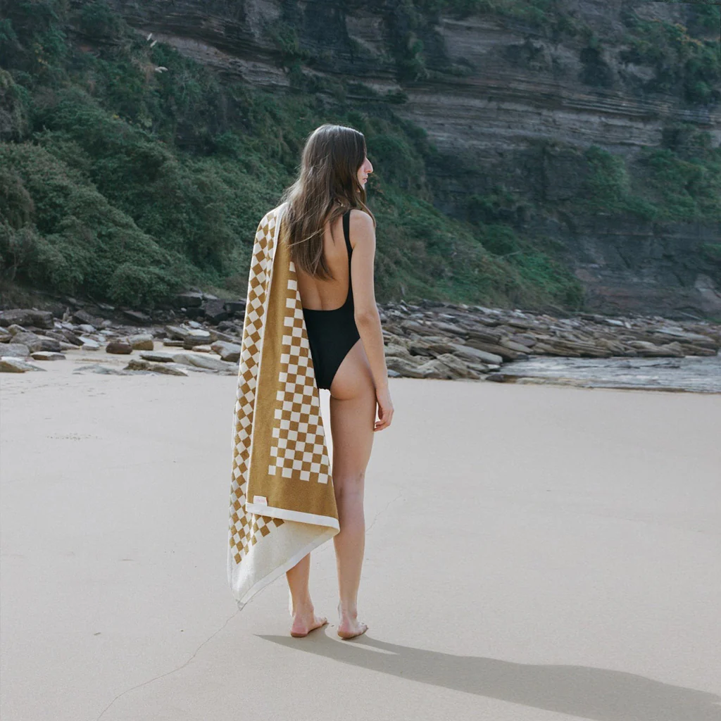 Baina Cedar Sand Roman Pool Towel - Image 2
