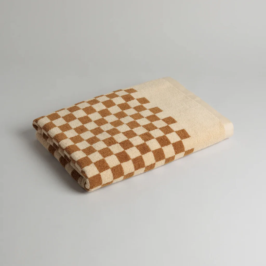 Baina Cedar Sand Roman Pool Towel - Image 4