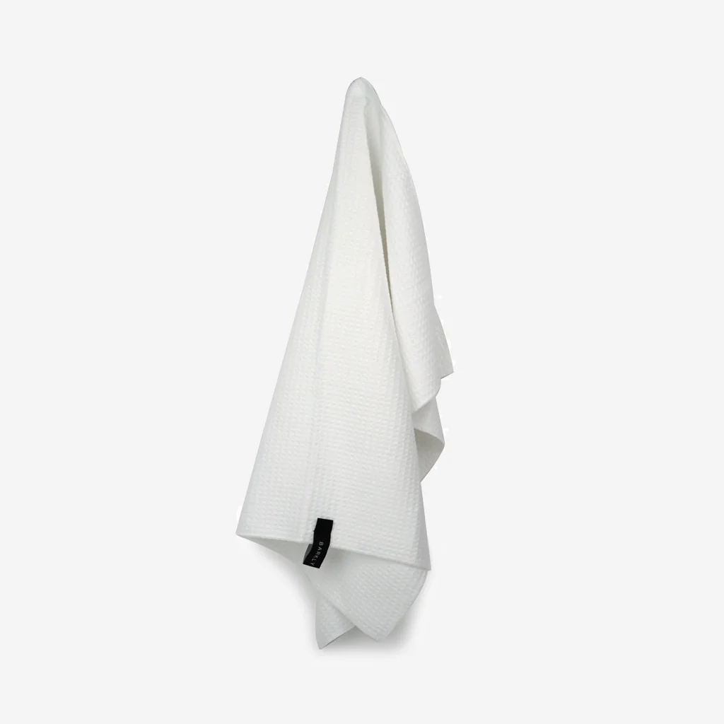 Barkly Basics White Microfibre Hand Towel (3 pack) - Image 2