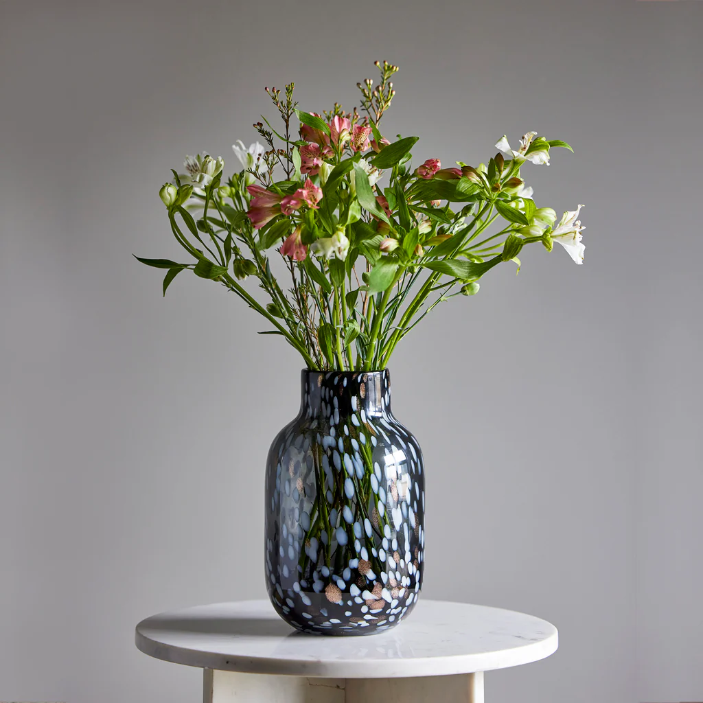 Bloomingville Gwan Vase Grey - Image 2