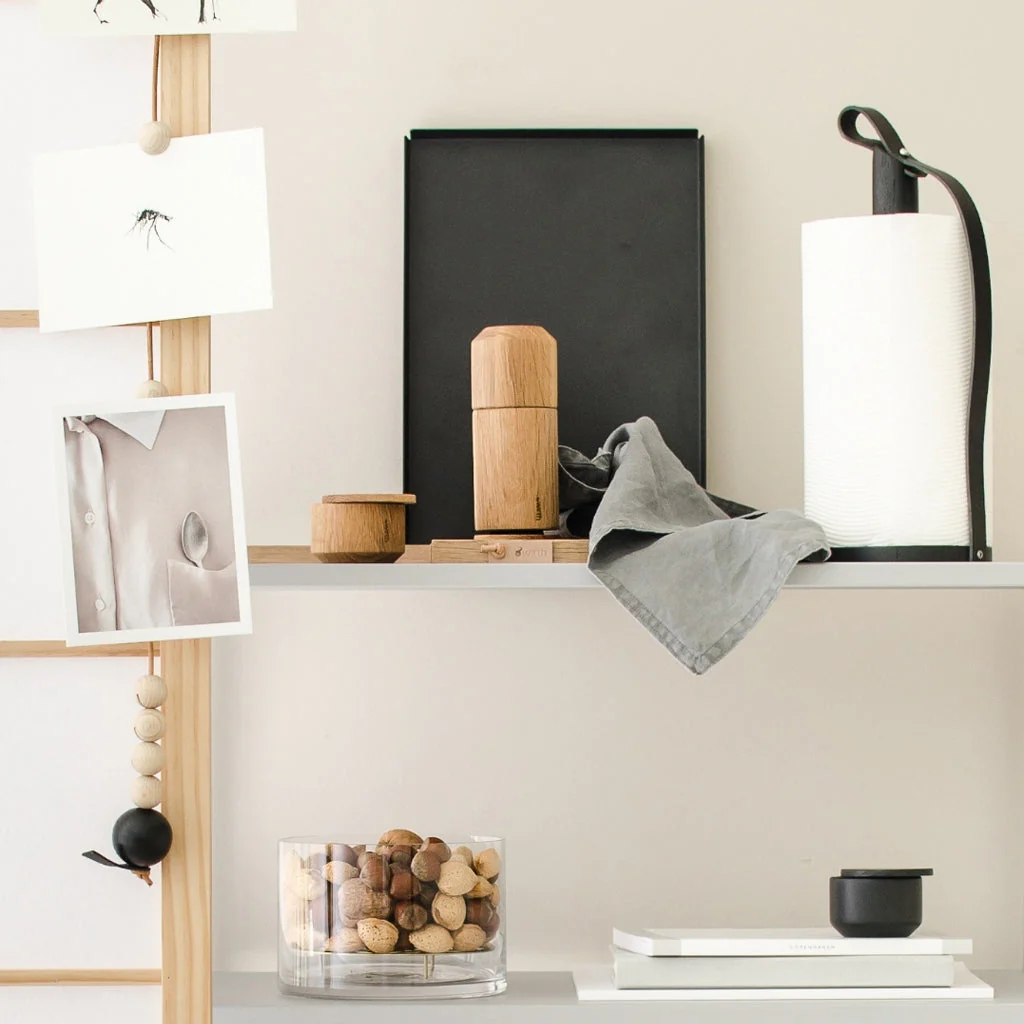 Ekta Living Hands On Paper Towel Holder Black Oak - Image 3