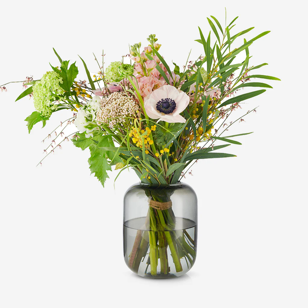 Eva Solo Acorn Vase Short Smoke - Image 3