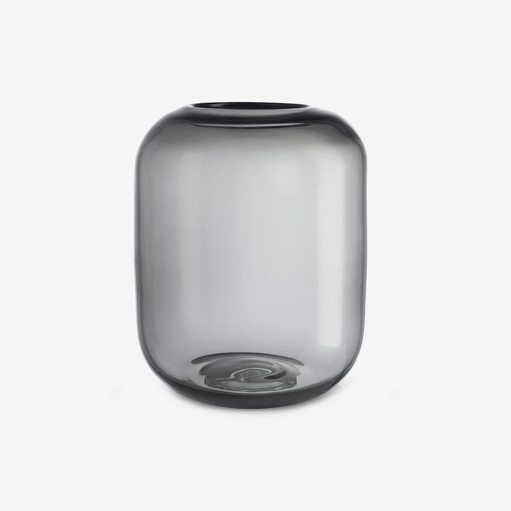 Eva Solo Acorn Vase Short Smoke - Image 4