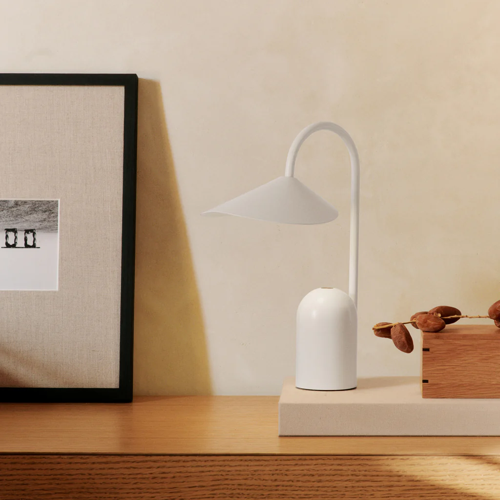 Ferm Living Arum Portable Lamp White - Image 2