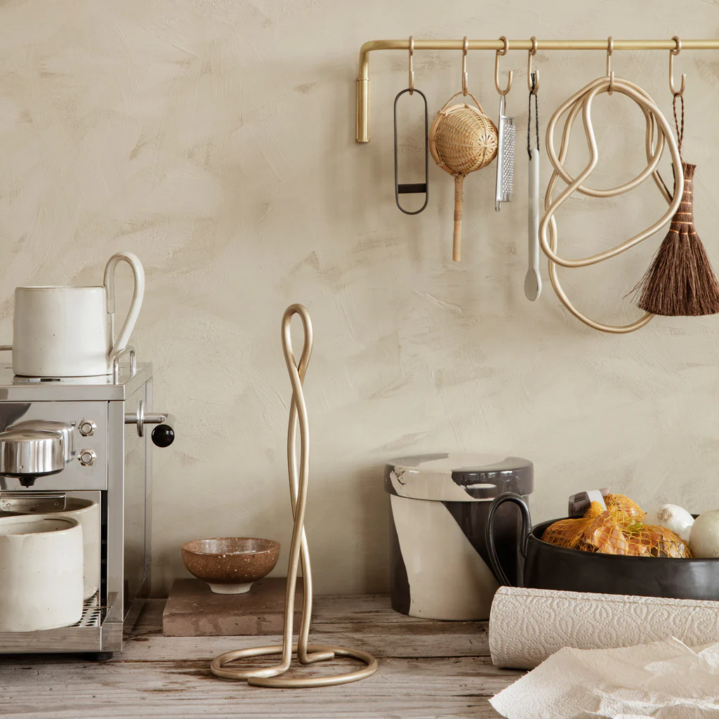 Ferm Living Curvature Paper Towel Holder Brass - Image 2