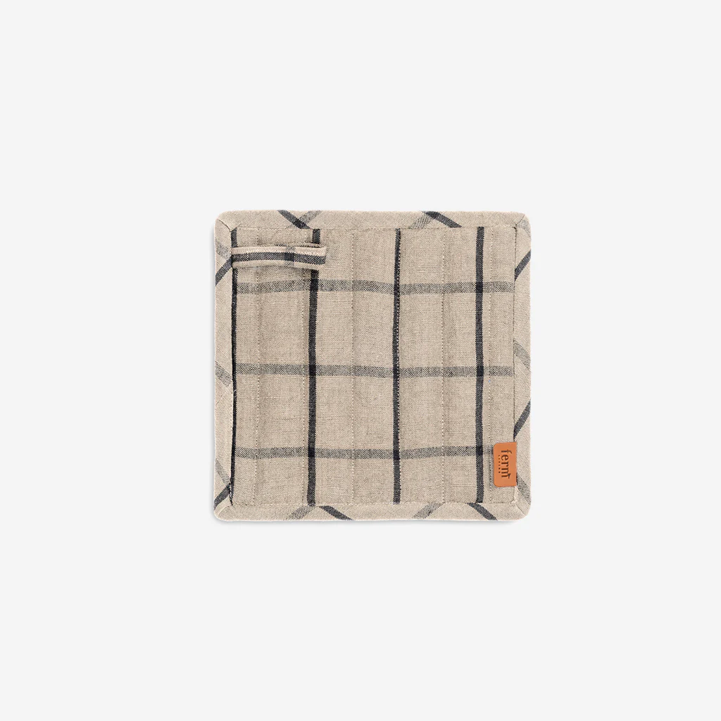Ferm Living Hale Pot Holders Sand Black