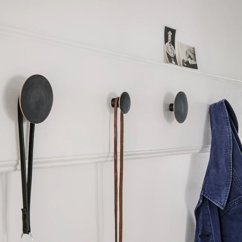 Ferm Living Hook Black Brass Trim Large - Image 2