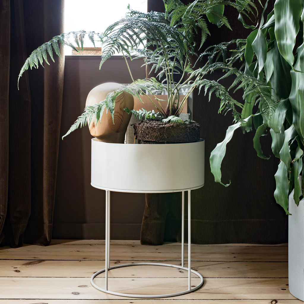 Ferm Living Plant Box Round Light Grey - Image 3