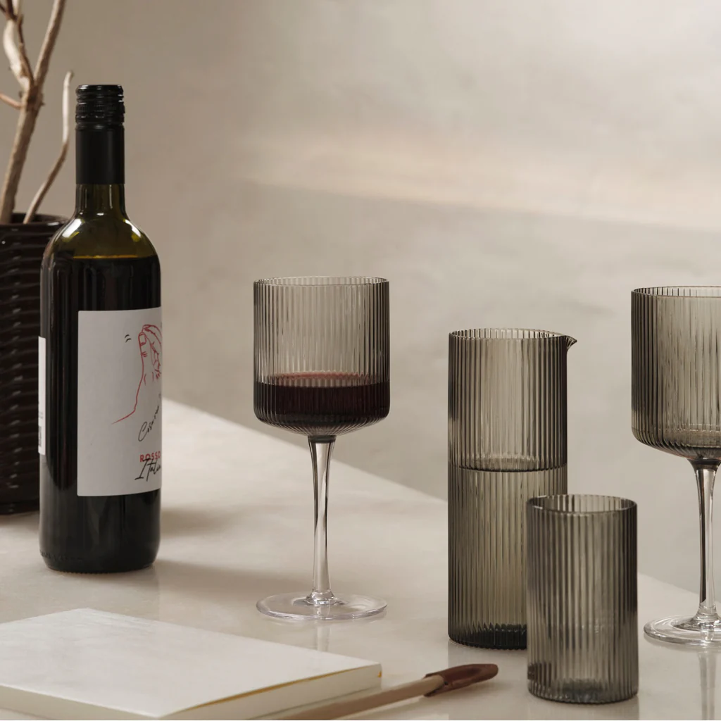 Ferm Living Ripple Red Wine Glasses Smoke - Image 2
