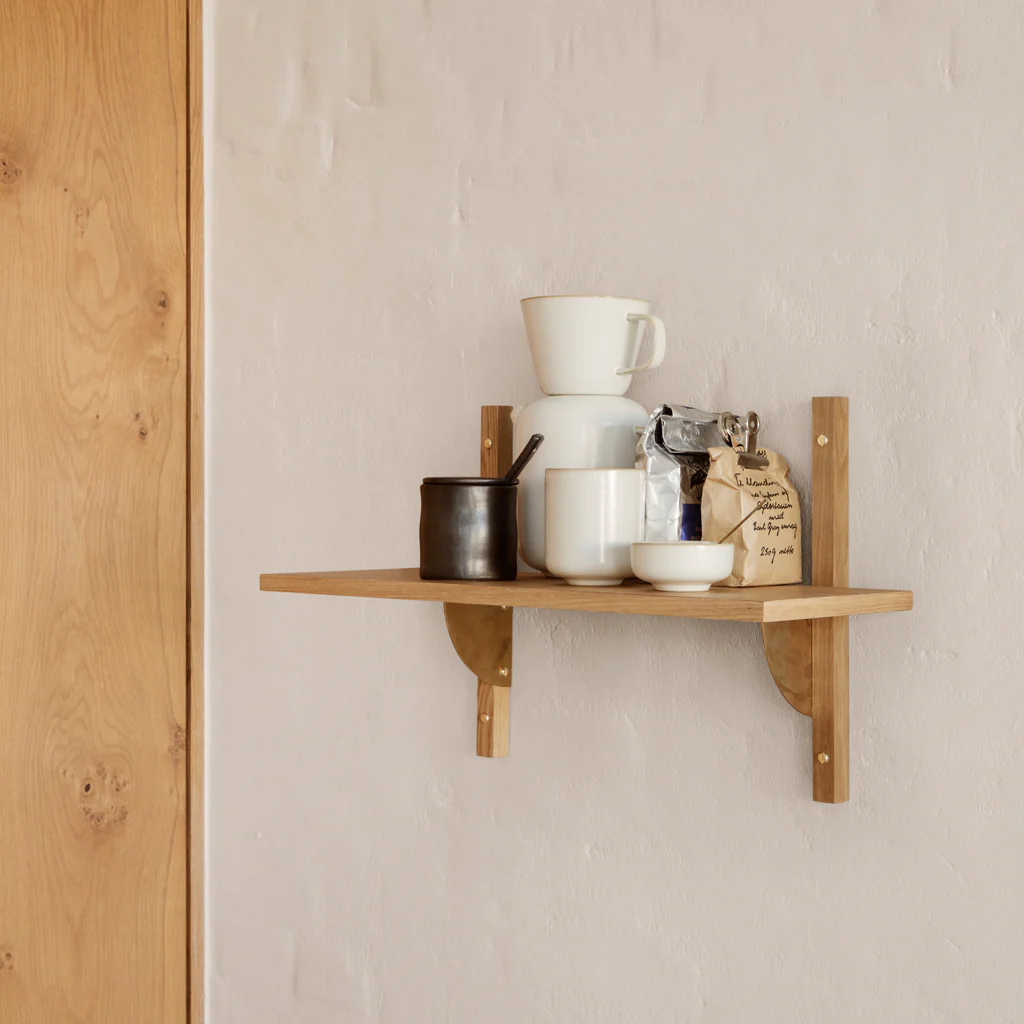 Ferm Living Sector Shelf Single Narrow Oak Brass - Image 2