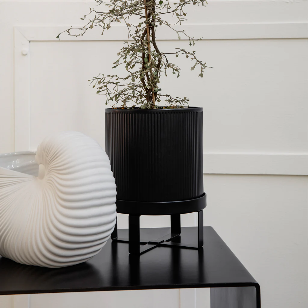Ferm Living Shell Pot Vase - Image 6