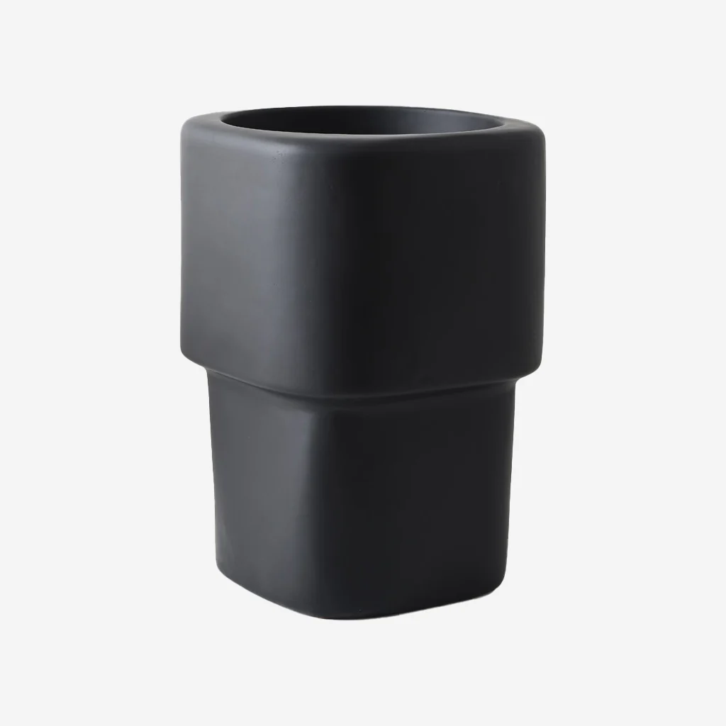 Floral Interiors Flint Pot Black Tall - Image 3