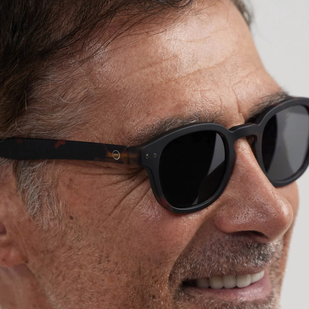 Izipizi Sunglasses Adult #C Dark Tortoise Polarised - Image 2