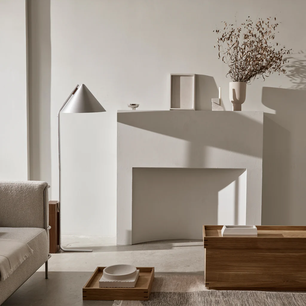 Kristina Dam Alumina Tealight Candleholder Polished Aluminium - Image 7