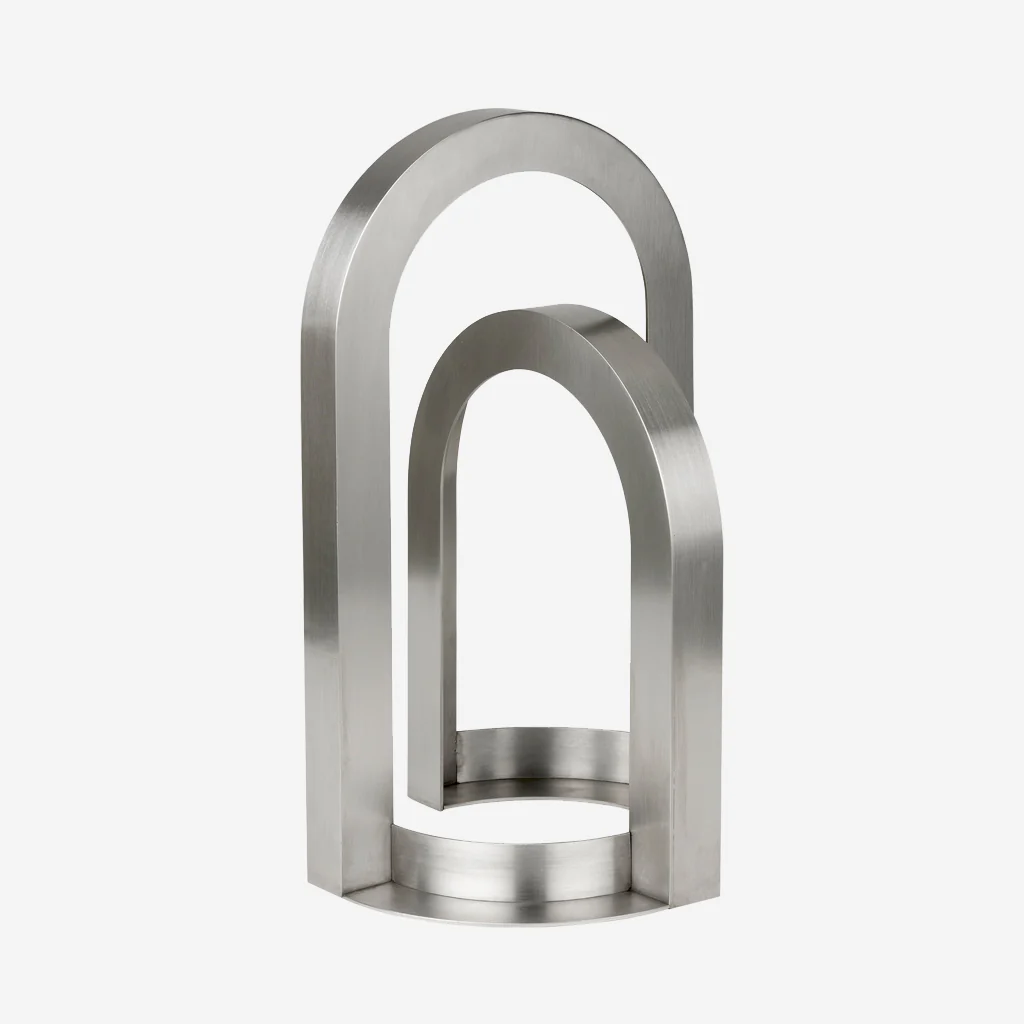 Kristina Dam Arch Sculpture - Image 3