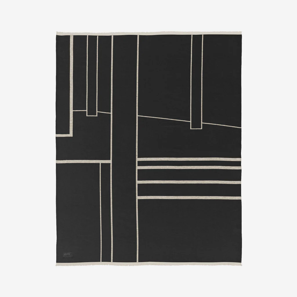 Kristina Dam Architecture Throw Black Off White - Image 6
