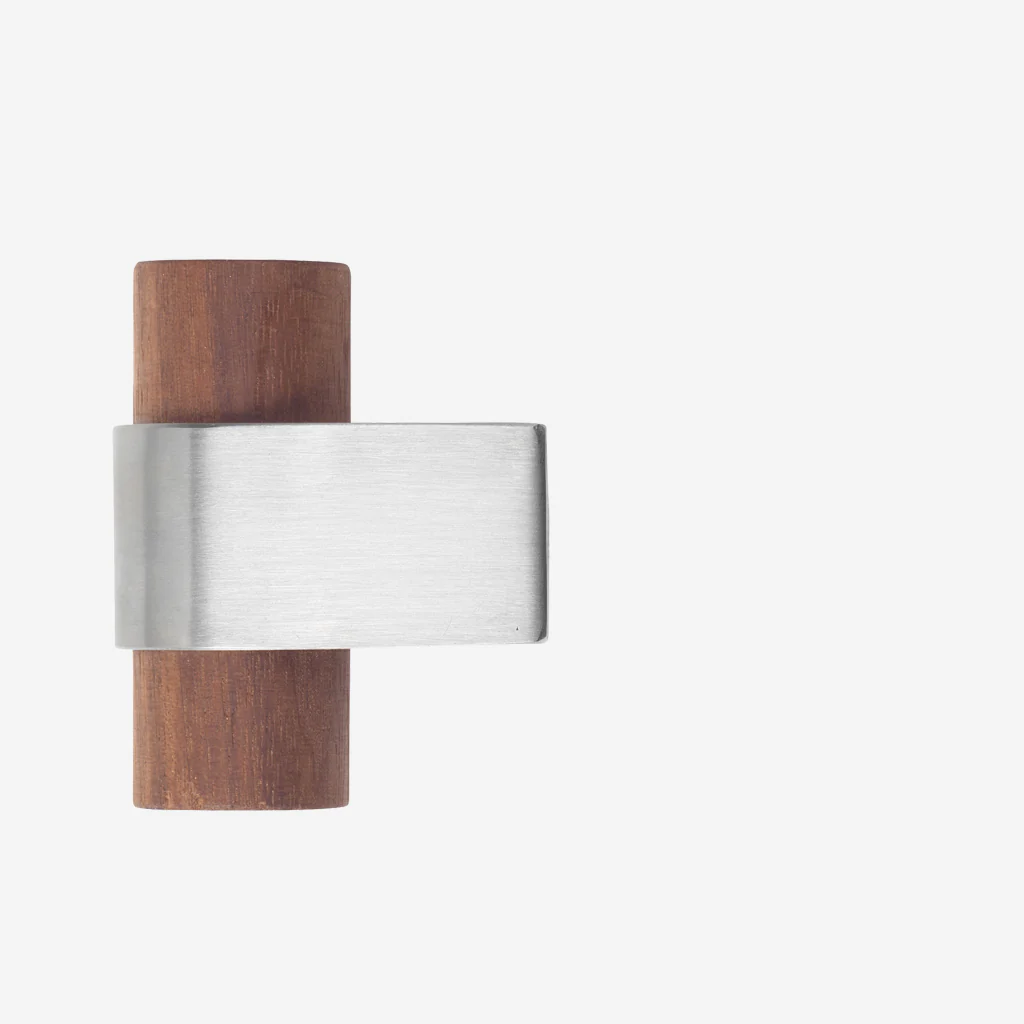 Kristina Dam Dowel Hooks Walnut - Image 7