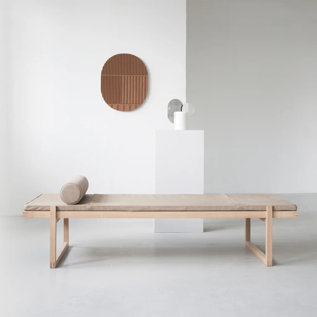 Kristina Dam Minimal Leather Daybed Oak - Image 4