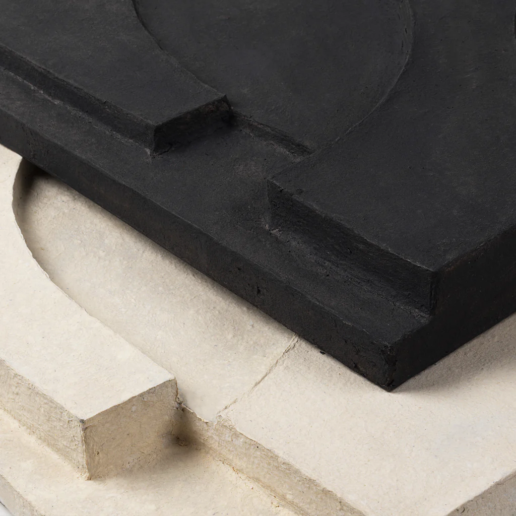 Kristina Dam Serif Relief Dark Grey - Image 4