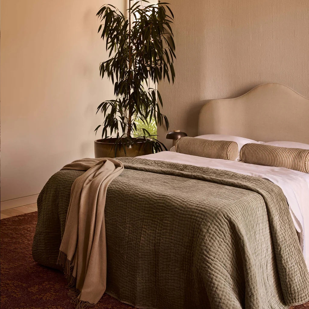 L&M Home Camille Wool Throw Oatmeal Chalk - Image 2