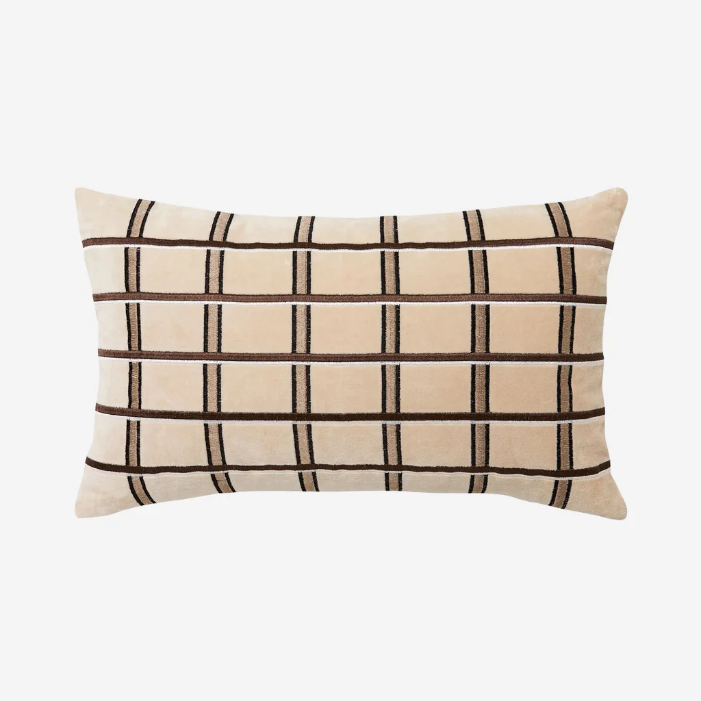 L&M Home Eze Chantille Velvet Cushion - Image 2