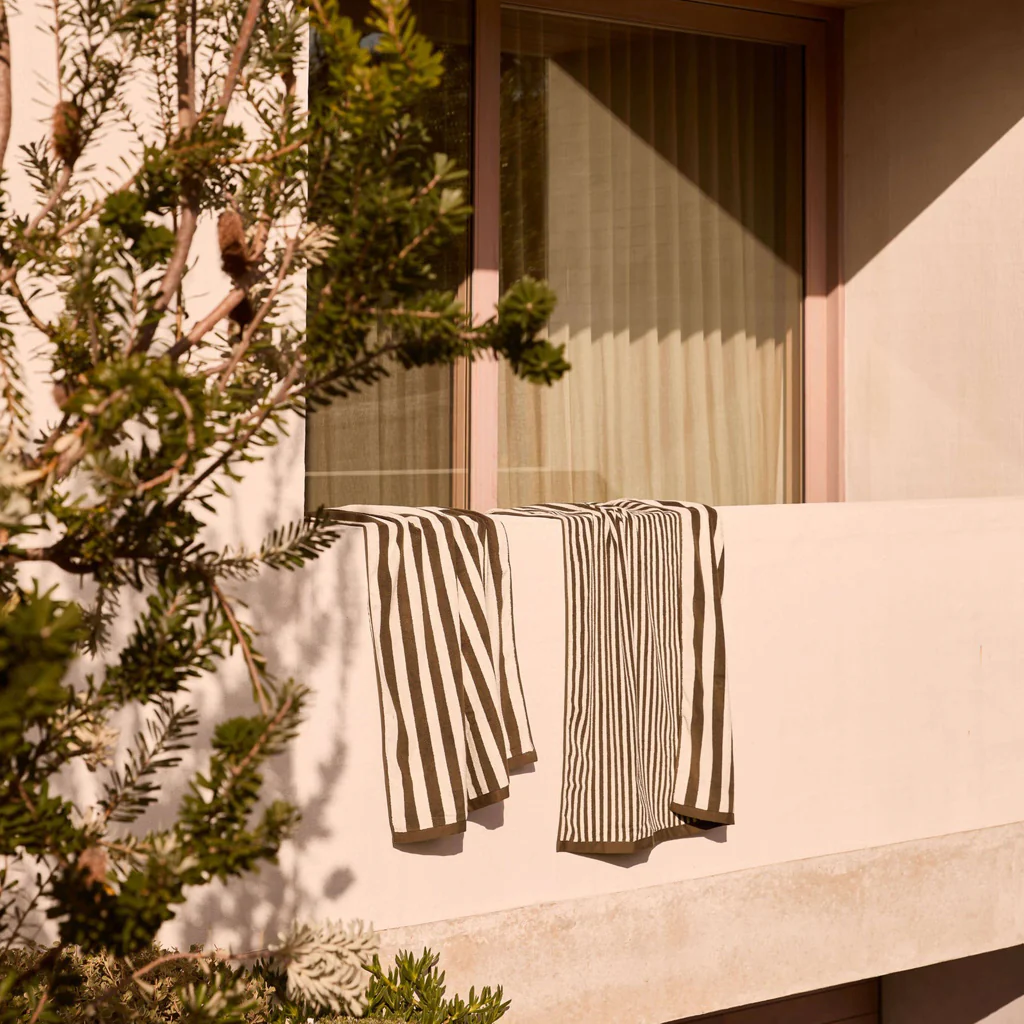 L&M Home Raye Striped Olive Bath Towel - Image 12