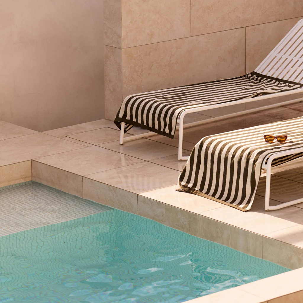 L&M Home Raye Striped Olive Bath Towel - Image 4