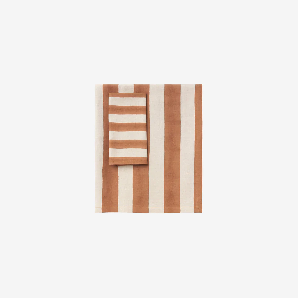 L&M Home Riviera Table Cloth Terracotta