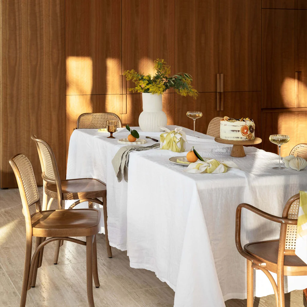 L&M Home Terrace Table Cloth White - Image 2
