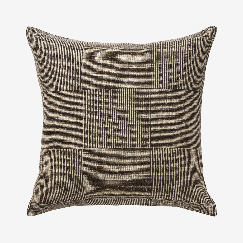 L&M Home Vida Linen Grand Cushion Noir - Image 2