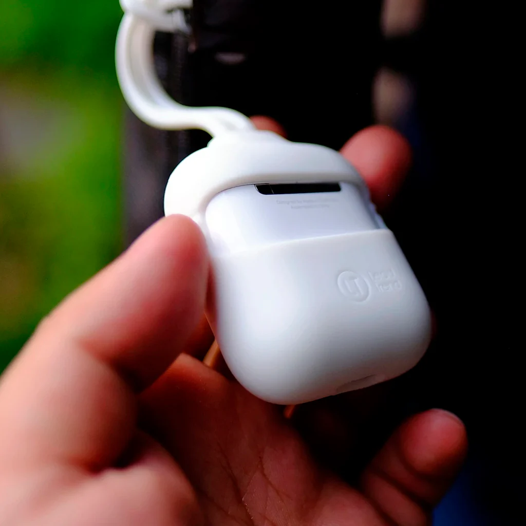 Lead Trend Airpod Capsule Case with Strap White - Image 3
