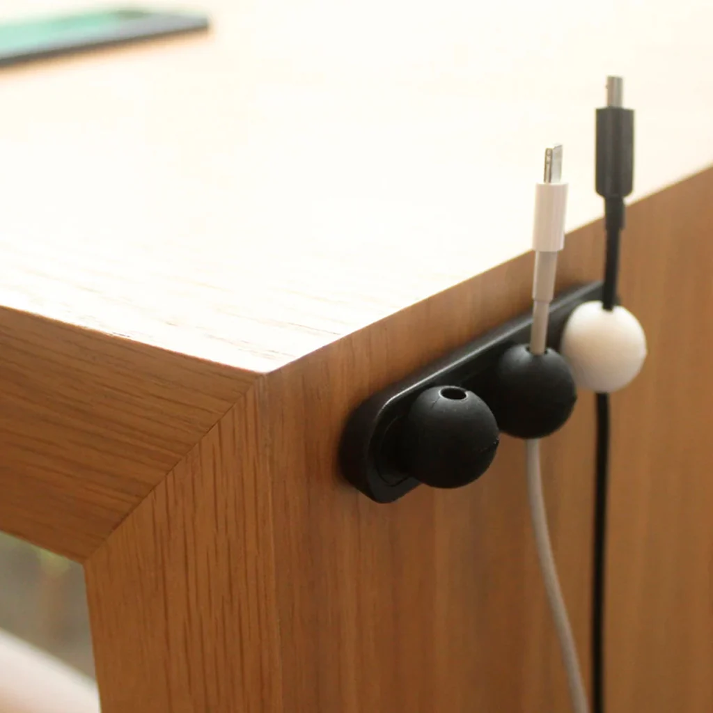 Lead Trend Magnetic Cable Holder Plus + White - Image 3