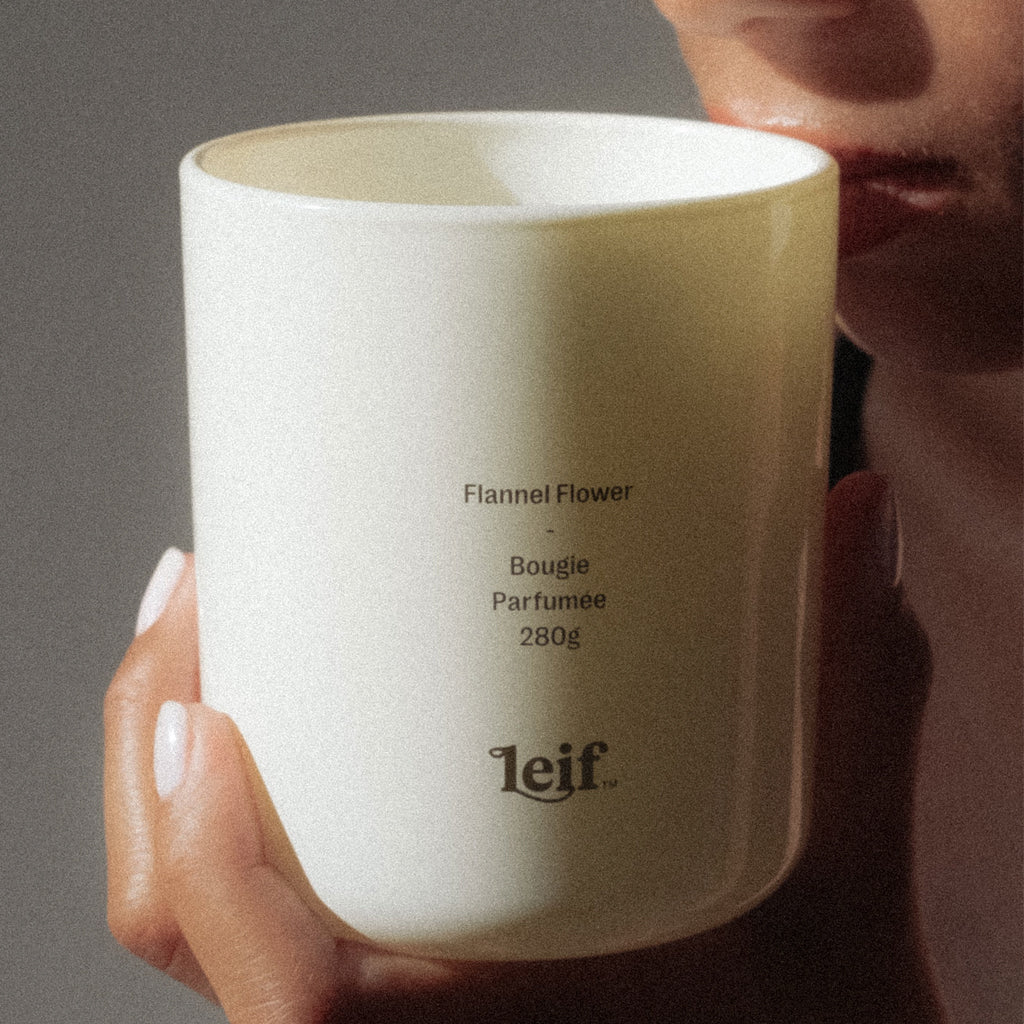 Leif Flannel Flower Candle - Image 7