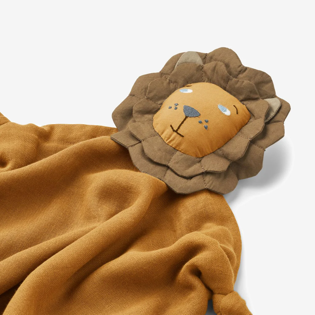 Liewood Agnete Cuddle Cloth Lion Golden Caramel - Image 2