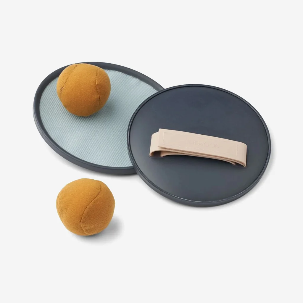 Liewood Berit Catch Game Sea Blue - Image 2