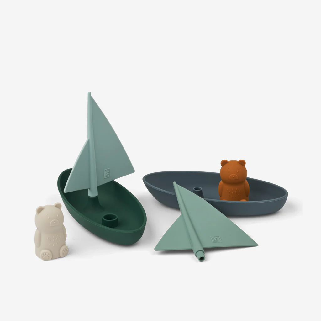 Liewood Ensley Boat Set Whale Blue - Image 3