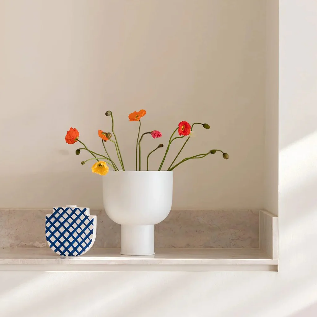 L&M Home Mona Curve Planter Small Chalk - Image 2
