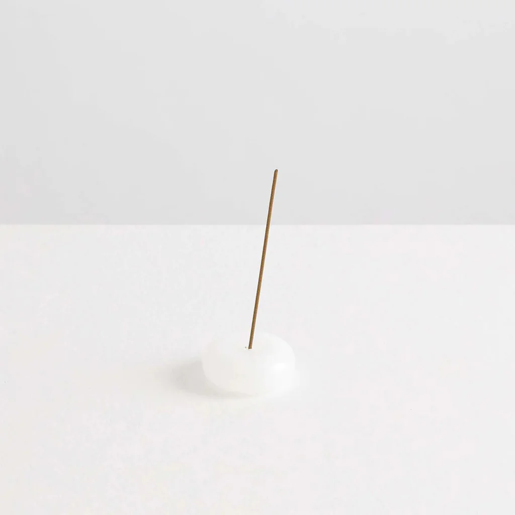 Maison Balzac Incense Holder Pebble White - Image 3