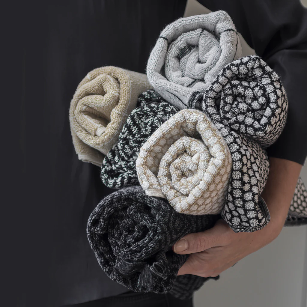 Mette Ditmer Grid Bath Towel Sand White - Image 3