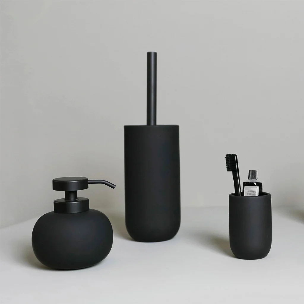 Mette Ditmer Lotus Toilet Brush Black - Image 2