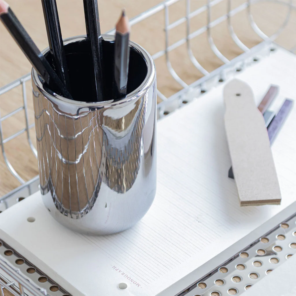 Mette Ditmer Lotus Tumbler Mug Chrome - Image 3