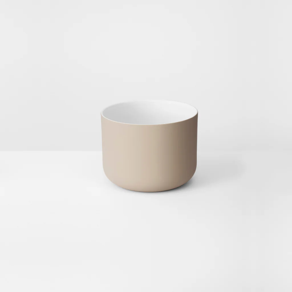Middle of Nowhere Minna Planter Sand Small