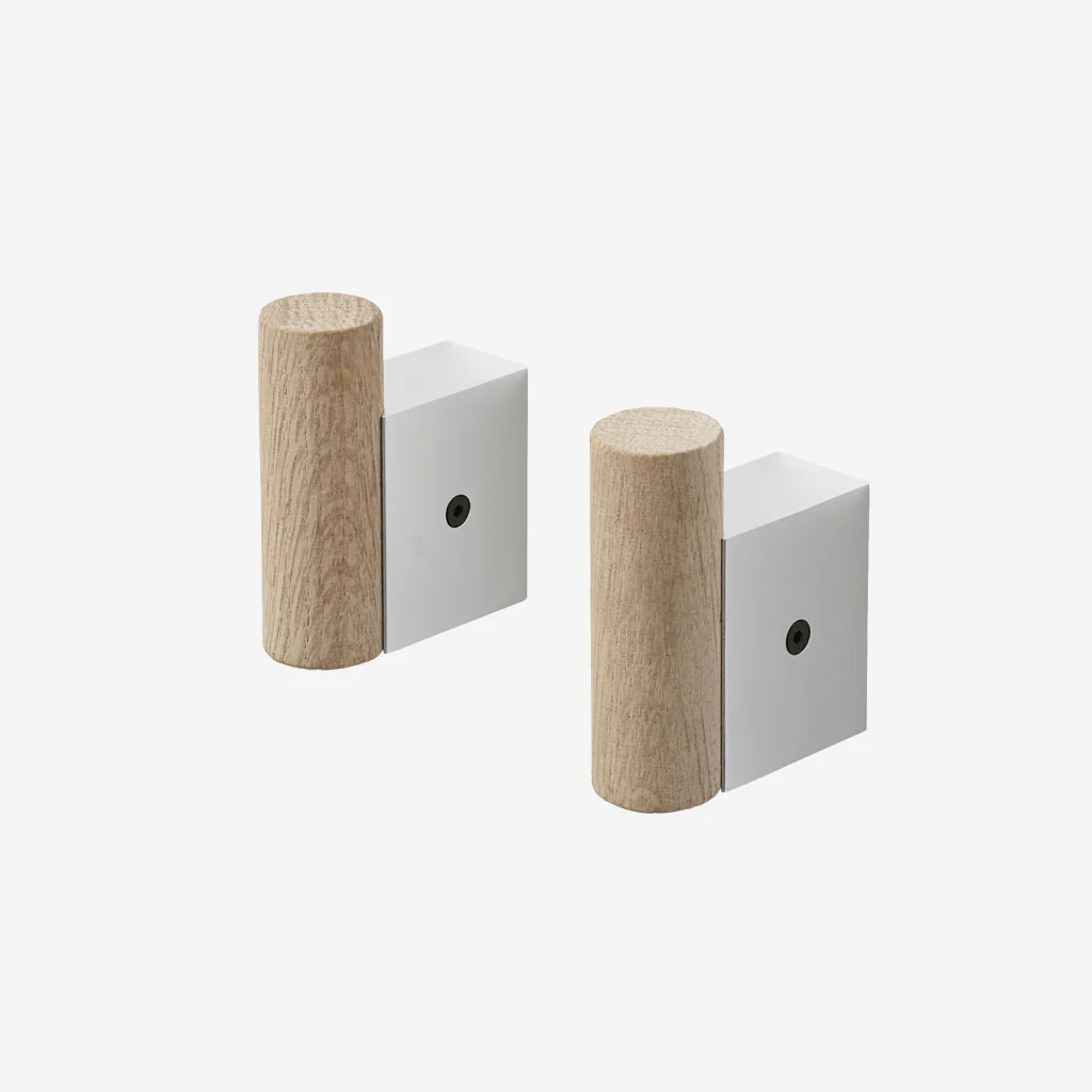 Muuto Attach Coat Hook Oak Aluminium - Image 3