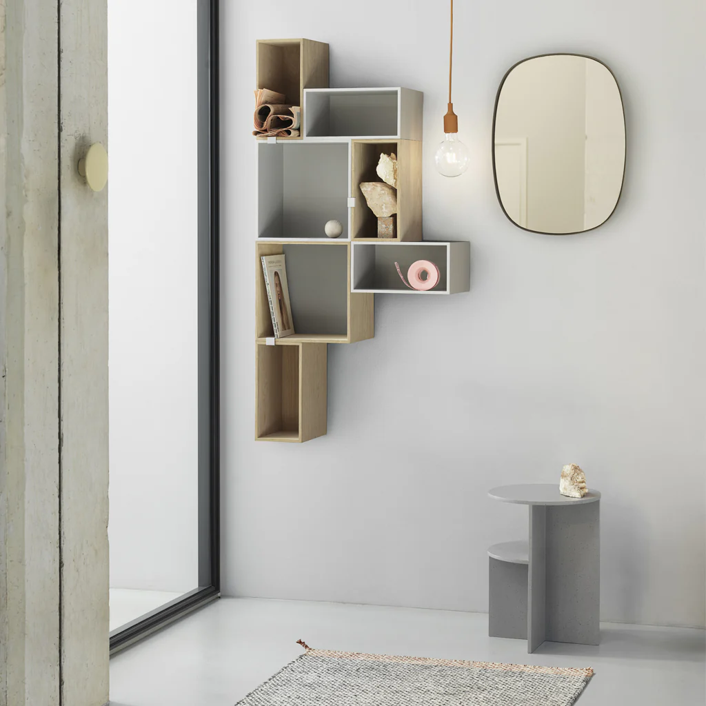 Muuto Framed Mirror Small Taupe - Image 3