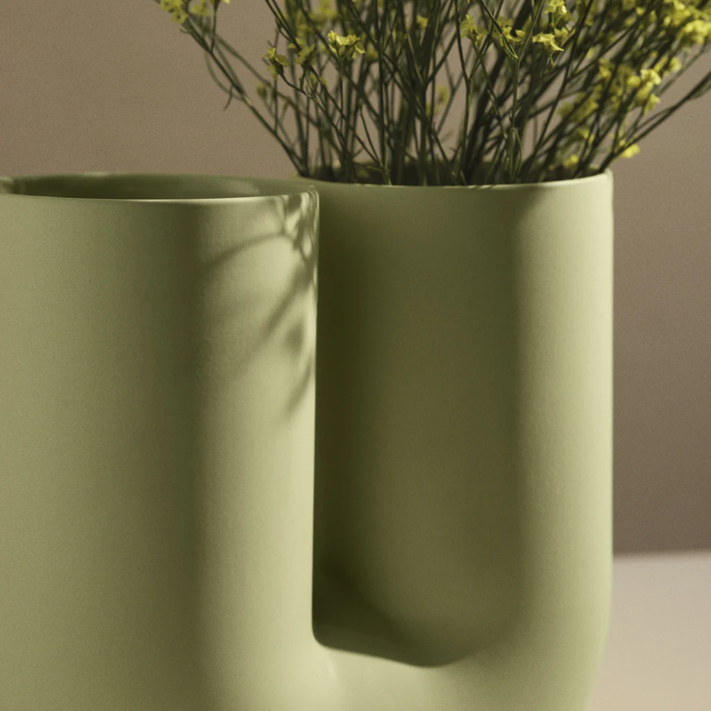 Muuto Kink Vase Light Green - Image 4