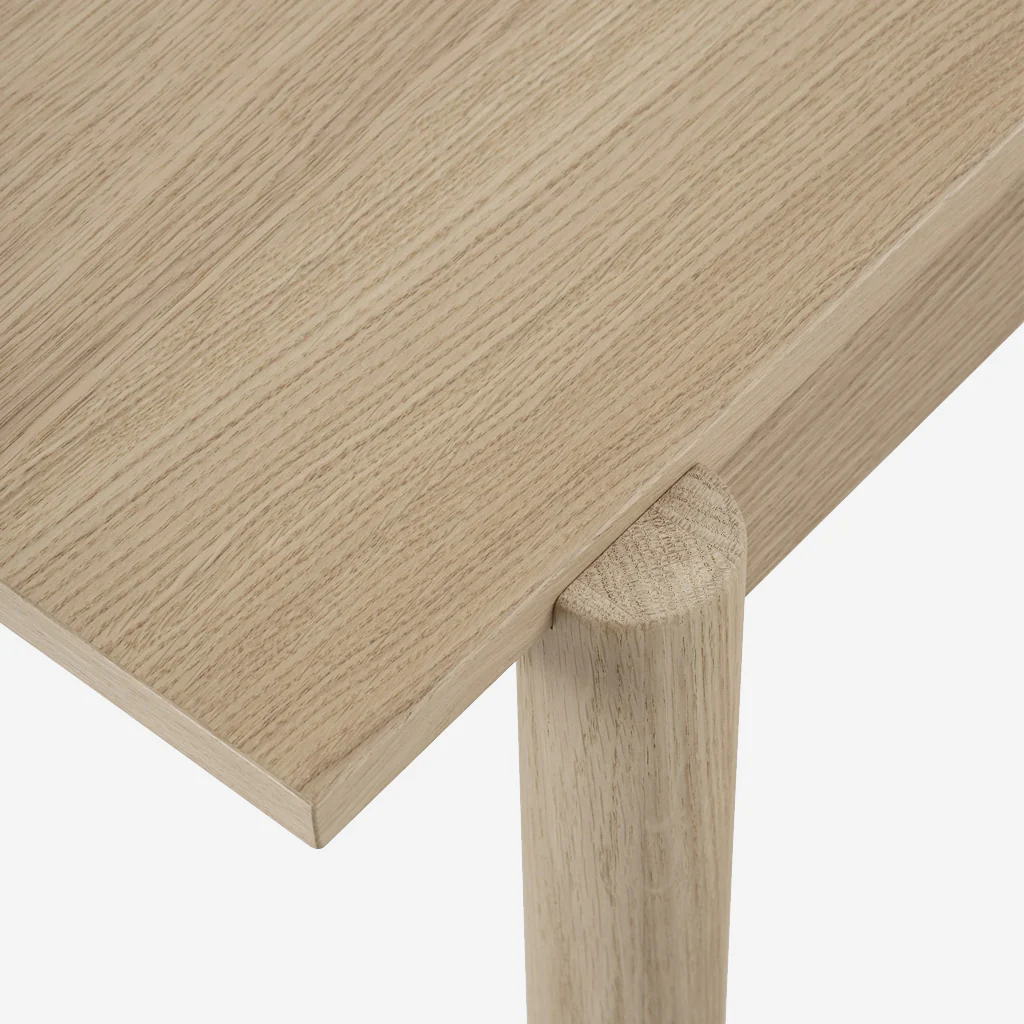 Muuto Linear Wood Oak Table 140cm - Image 6